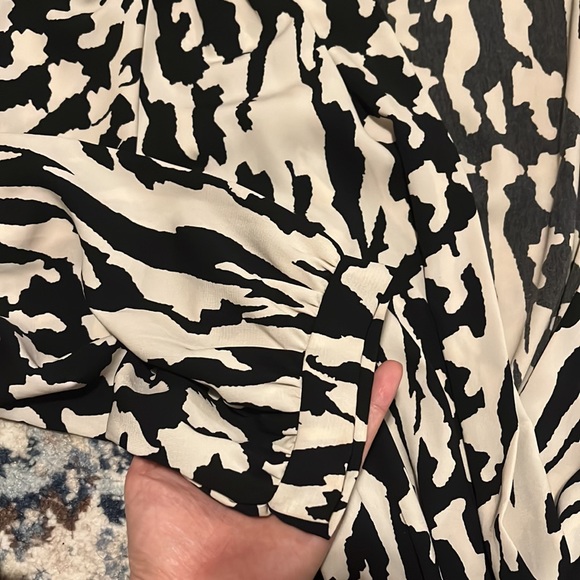 Romper - Picture 6 of 6